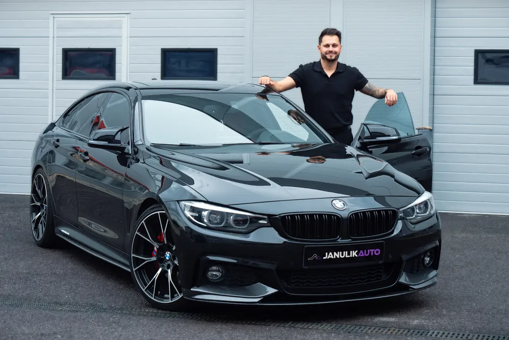 Matouš u BMW